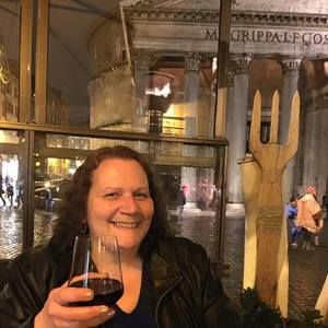 Meet your Posher, Lisa